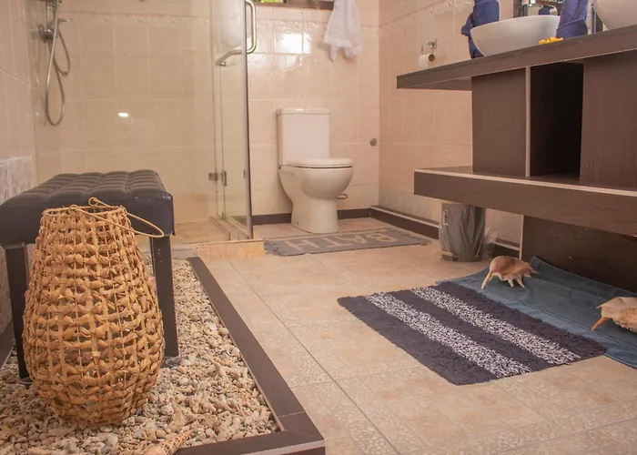 Chello's Apartment *