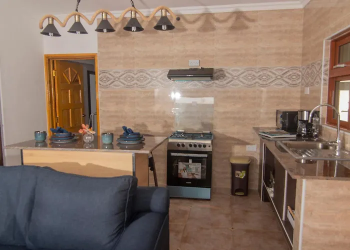 Chello's Apartment *